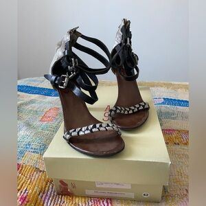 AS98 Heeled Sandal size 42